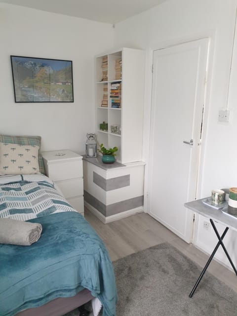 Cosy & bright room Vacation rental in Loughborough