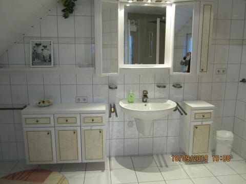 Bathroom, Other