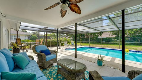 Cozy Pet-Friendly Private Pool Near Beaches House in Bradenton