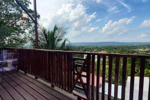 Maui's View Apartment in Cayo District