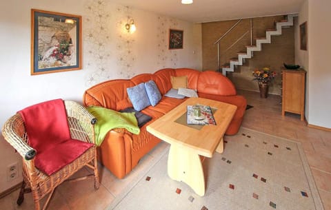 Cozy Home In Rheinsberg Ot Kleinzer With Kitchen House in Rheinsberg