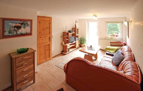 Cozy Home In Rheinsberg Ot Kleinzer With Kitchen House in Rheinsberg