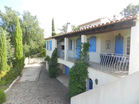 Maison La Londe-les-Maures, 5 pièces, 8 personnes - FR-1-251-658 House in La Londe-les-Maures