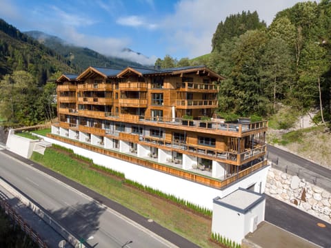 Property building, Natural landscape, Mountain view