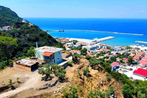 Property building, Day, Natural landscape, Bird's eye view, City view, Mountain view, Sea view