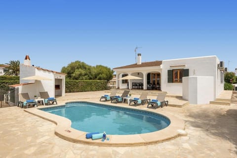 Ferienhaus mit Privatpool für 6 Personen ca 154 qm in Cala'n Blanes, Menorca Westküste von Menorca House in Cala en Blanes