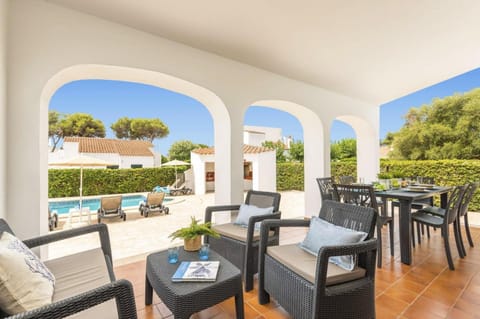 Ferienhaus mit Privatpool für 6 Personen ca 154 qm in Cala'n Blanes, Menorca Westküste von Menorca House in Cala en Blanes