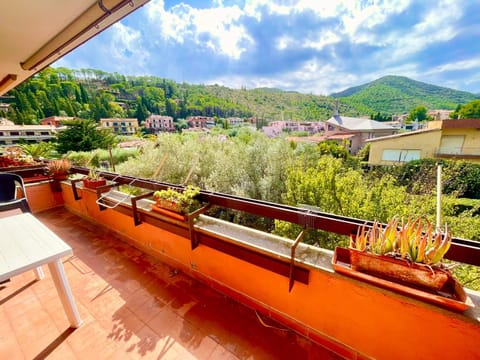 Natural landscape, Balcony/Terrace, Mountain view