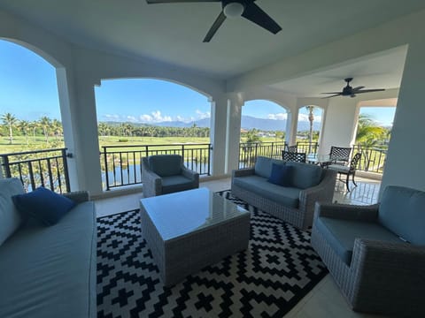 Patio, Natural landscape, Balcony/Terrace, Mountain view