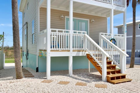 Ocean Breeze by Pristine Properties Vacation Rentals Casa in Mexico Beach