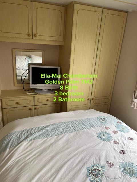 Golden Palm 8 Birth Caravan TM2 House in Chapel Saint Leonards