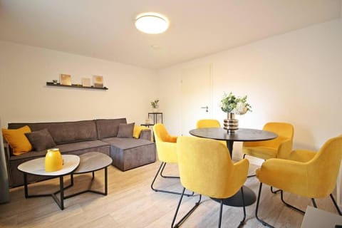 Blossfeld-Apartments XL-Ferienwohnung Jena Zentrum, 2 Schlafzimmer, W-Lan, Waschtrockner, Smart-TV Apartment in Jena