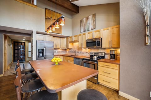 Four O'Clock Lodge Apartment in Breckenridge