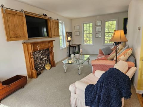 Large 3BR Home in Bar Harbor / Town Hill [Deer Run] House in Trenton