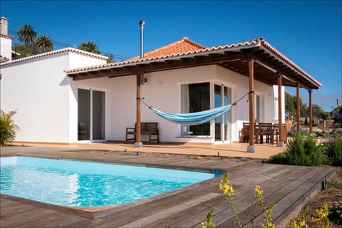 Ferienhaus mit Privatpool für 6 Personen ca 149 qm in Tijarafe, La Palma Westküste von La Palma House in La Palma