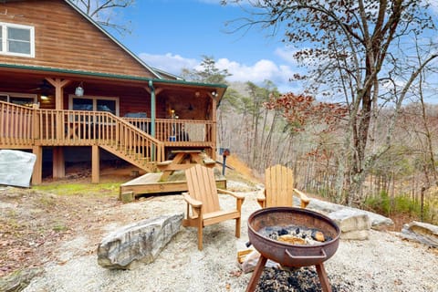 Mountain Aire Cabin House in Swain County