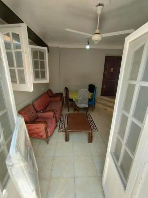 شقه جميله بالقرب من شاطئ خاص Apartment in Alexandria Governorate