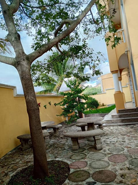 Amplia habitación con balcón Vacation rental in Tegucigalpa
