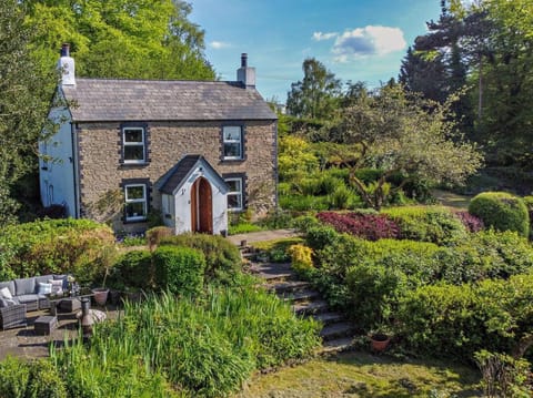 3 Bed in Lydbrook 94490 House in Forest of Dean