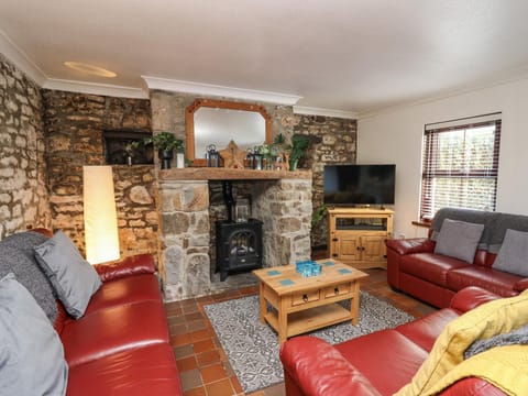 The Coach House Casa in YHA Broad Haven