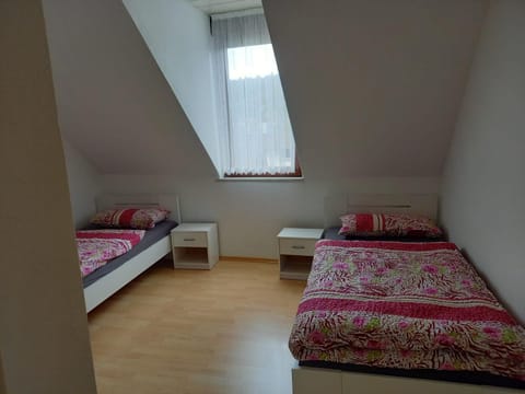 Ferienwohnung Enz, 3 OG. Apartment in Pforzheim