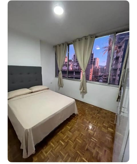 Renewed apt in Altamira, the heart of Caracas Condo in Caracas