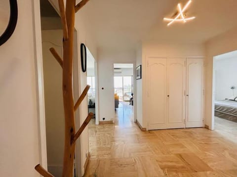 Appartement entier Le Cannet Apartment in Mougins