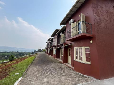 Property building, Natural landscape, Mountain view