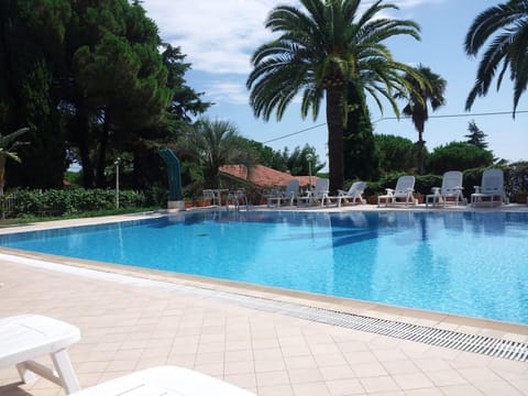 Garden, Garden view, Pool view, Swimming pool