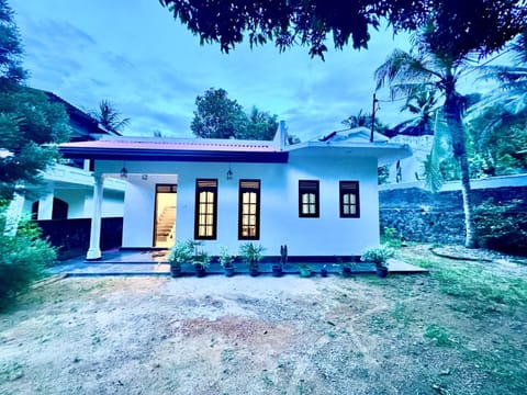 J Home Stay Ukwatta Haus in Galle