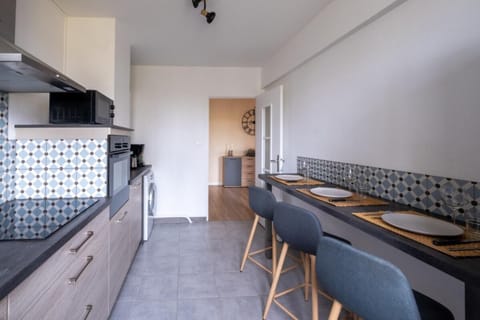 Le Grandmont - Spacieux appartement 4 personnes Condo in Tours