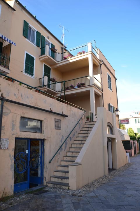 Appartamento Fronte Mare Teresa Wohnung in Albisola Superiore