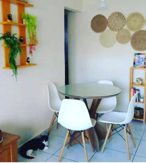 Quartos em apartamento rústico e aconchegante Bed and Breakfast in Recife