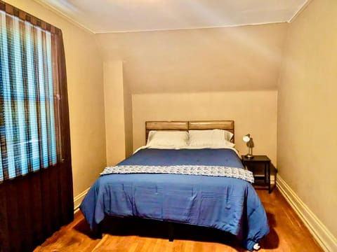 Cute 3BR house with Pool Table - Bookings by rooms! Urlaubsunterkunft in Charleston