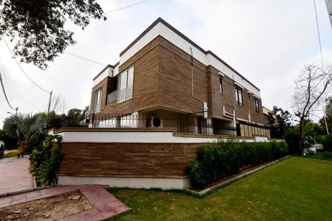 The Sandcastle House in Karachi