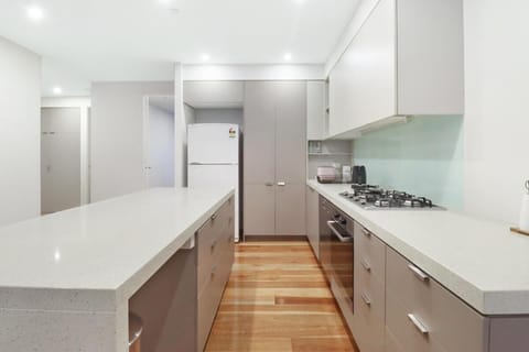 PierPoint 201 I Geelong Waterfront Apartment in Geelong