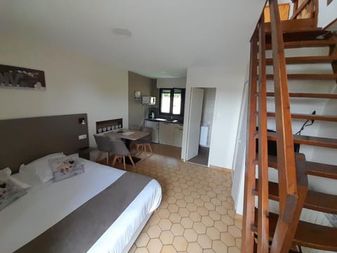 Studios - Location de vacances Le Trécelin Apartment hotel in Brittany