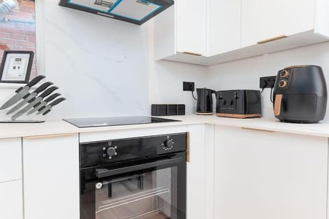 Modern 2 Bed Apartment in Nottingham City Centre - Free Parking - 6 Guests Apartment in Nottingham