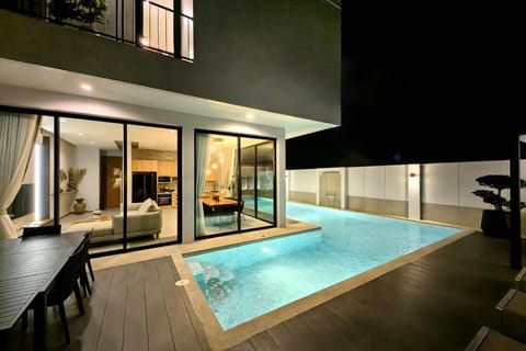 Bangtao Luxury Pool Villa - Prymana Villa in Choeng Thale