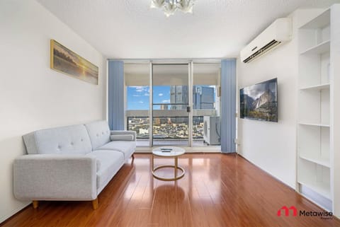 MetaWise Parramatta Chic and Comfortable Two Bed Apartment in Parramatta