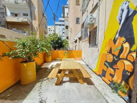 Fellini Marcello garden (talpiot) Apartment in Haifa