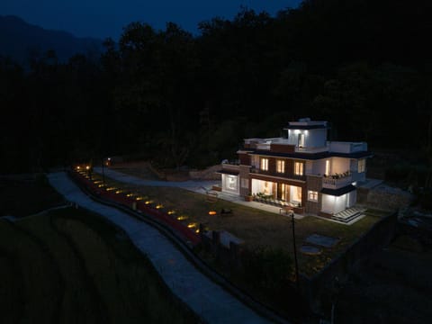The Chirpy Bungalow By LUHO Leisure Bed and Breakfast in Uttarakhand