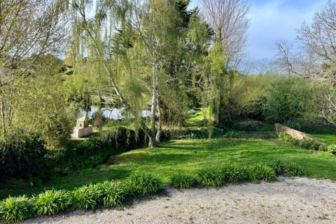 Garden, Garden view, Lake view