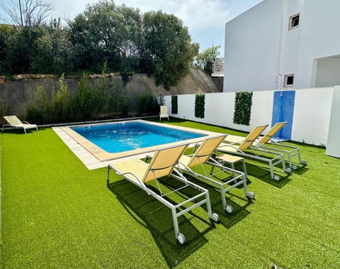 Day, Garden, Garden, Garden view, Pool view, Swimming pool, sunbed