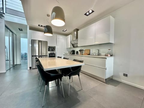Luxurious Loft - Alfortville Apartment in Vitry-sur-Seine