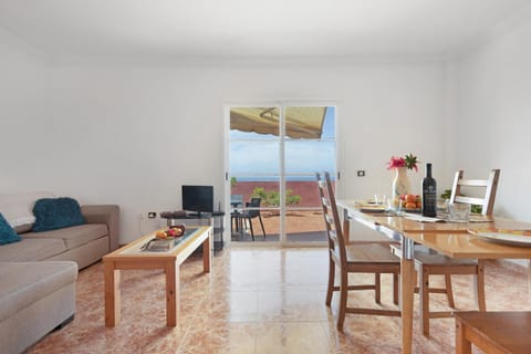 Bonito apart sea view playa jardin Apartment in Puerto de la Cruz