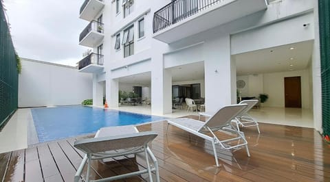 Primo Condo Studio Type - One Pontefino Tower Apartment hotel in Batangas