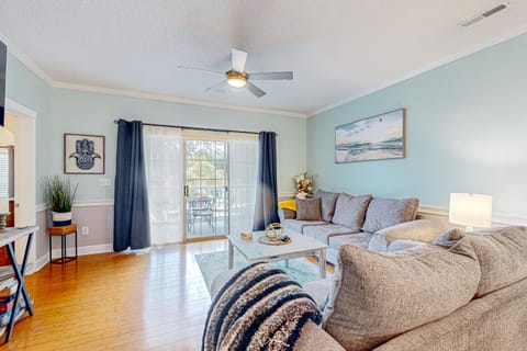 Seas the Day at Magnolia Place Apartment in Carolina Forest