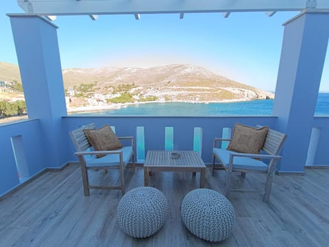 Natural landscape, Balcony/Terrace, Seating area, Mountain view, Sea view, Sea view