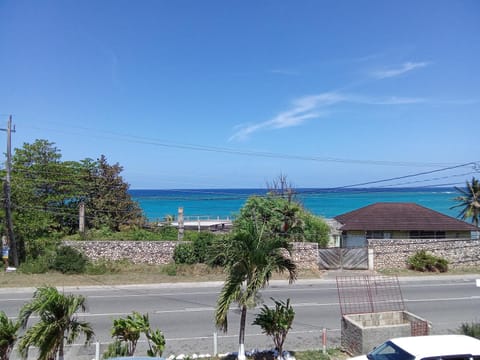 Discover Paradise: Budget Studio Beach Condo Beckons on Jamaica's North Coast! Condo in St. Ann Parish